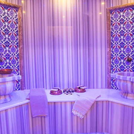 Hotel Hm Commerce 5*