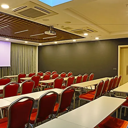 Hm Commerce Отель 5*