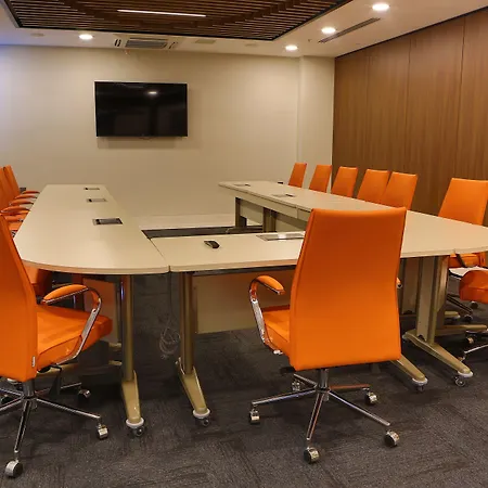 Hm Commerce Отель