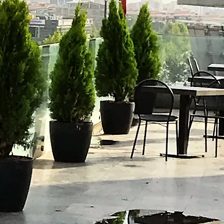 Hm Commerce Hotel
