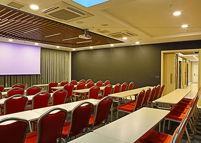 Hm Commerce Hotel 5*