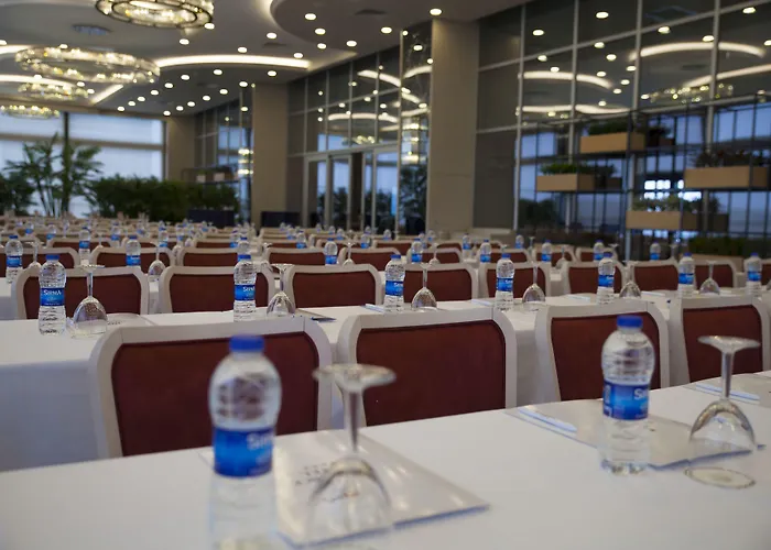 Hm Commerce Hotel 5*