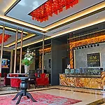 اتش ام كوميرس فندق 5*
