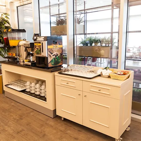 Hm Commerce Hotel 5*